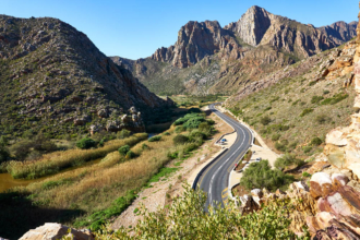 Blick vom Fort Richtung Osten nach Montagu Route 62, Kogmans Kloof